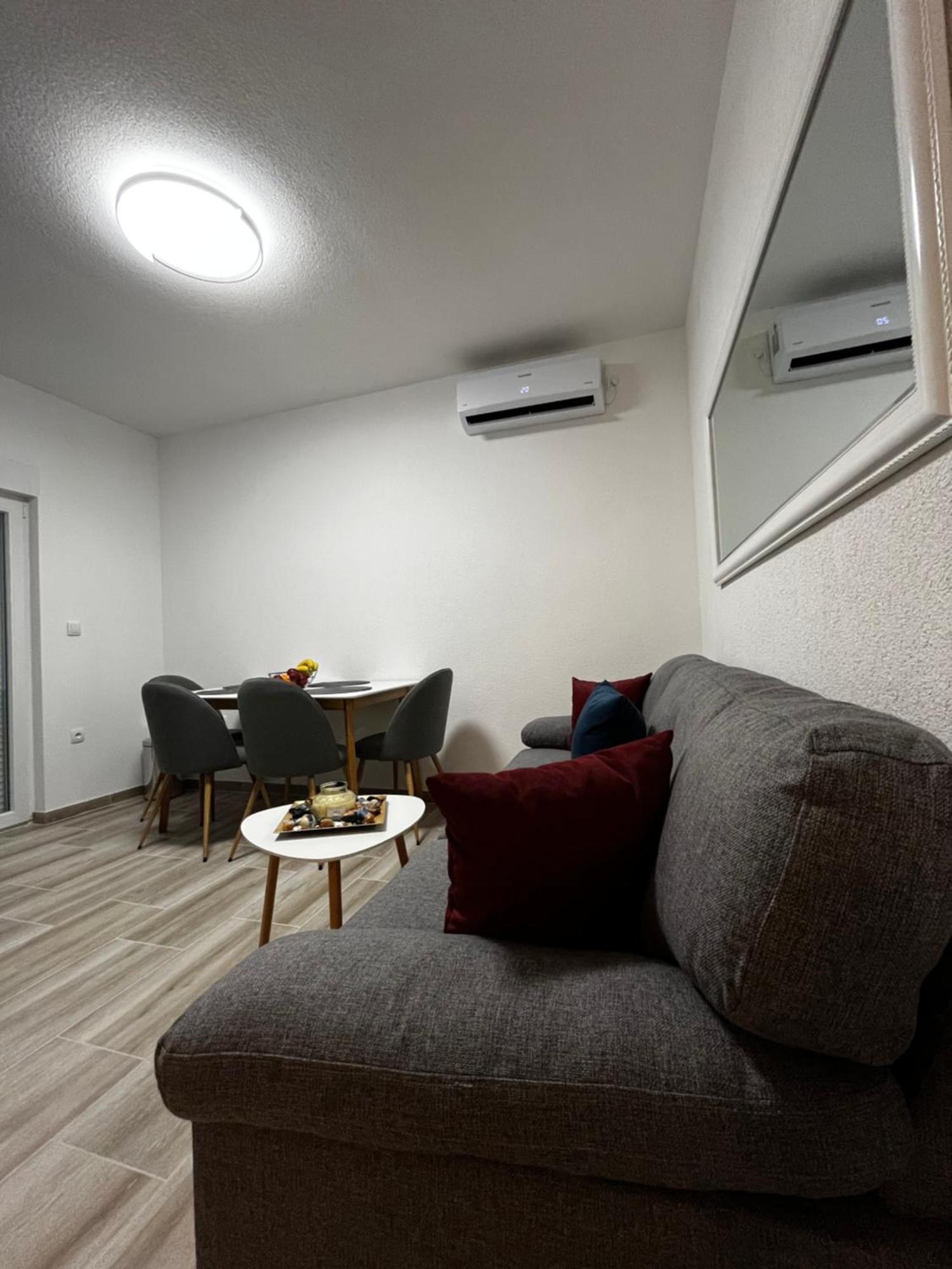 Twin Apartments Ivanica Dış mekan fotoğraf