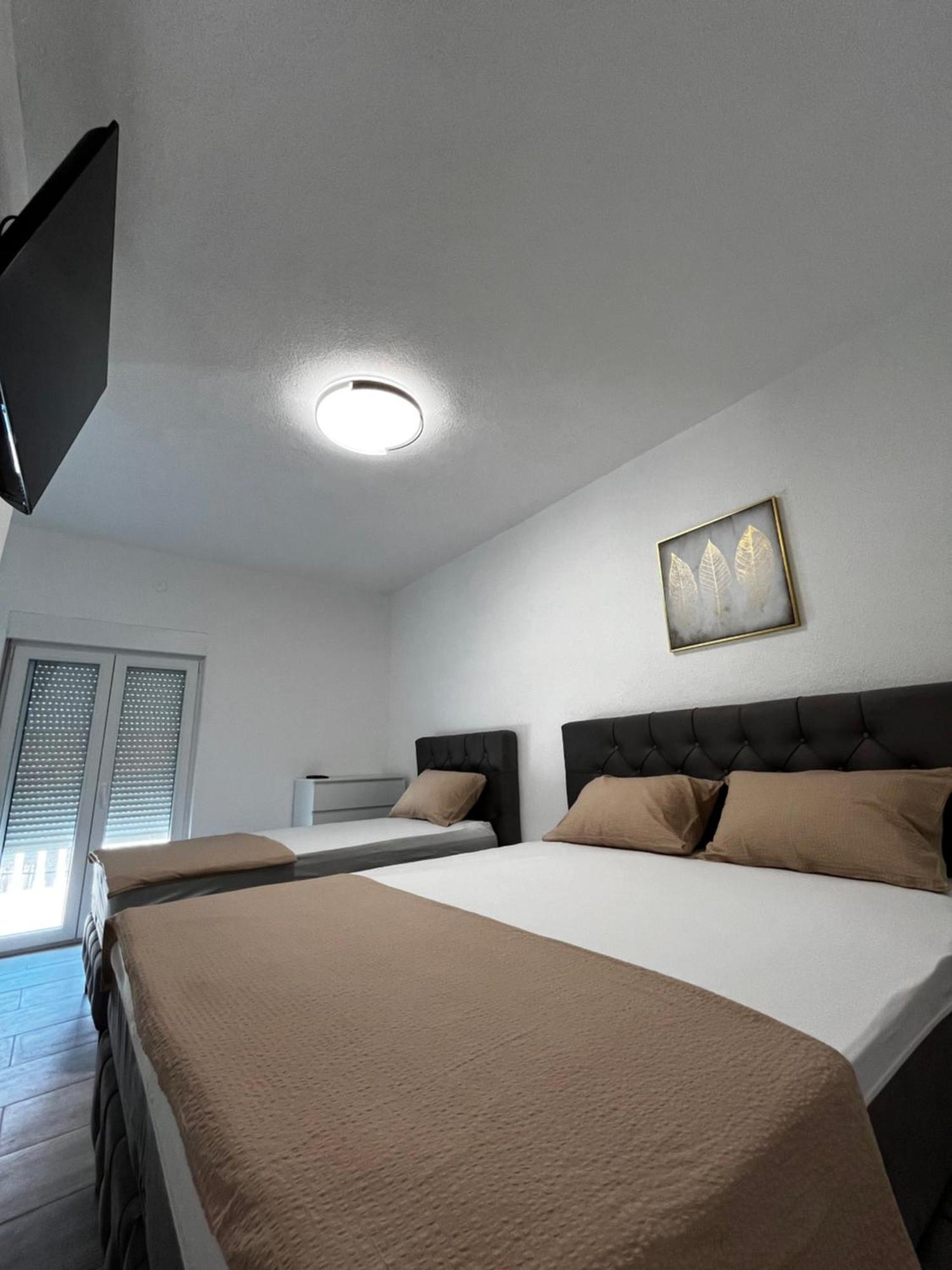 Twin Apartments Ivanica Dış mekan fotoğraf