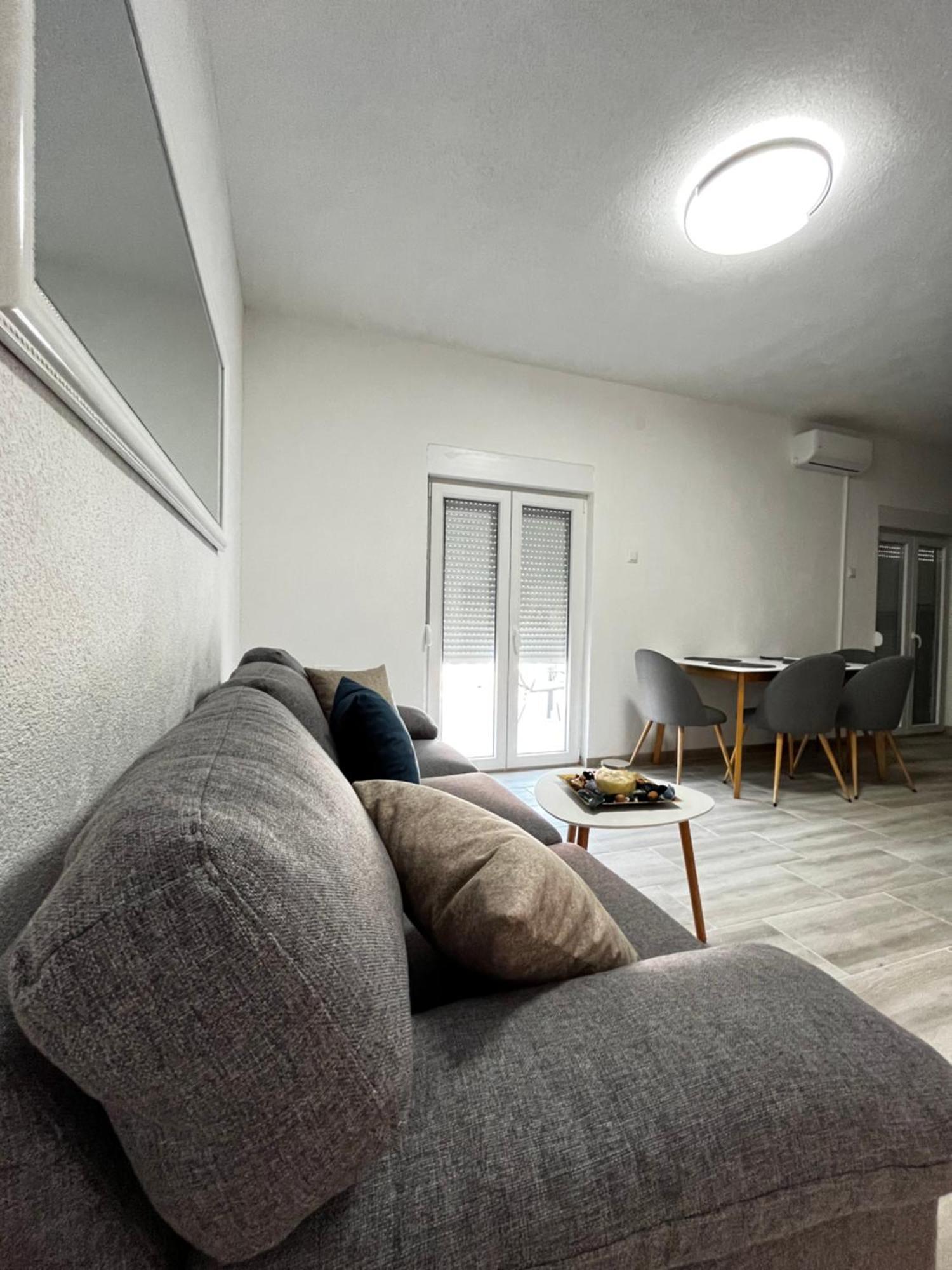Twin Apartments Ivanica Dış mekan fotoğraf